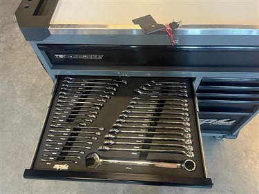 400 DELIGE SP TOOLS IN TECHSERIES KAR