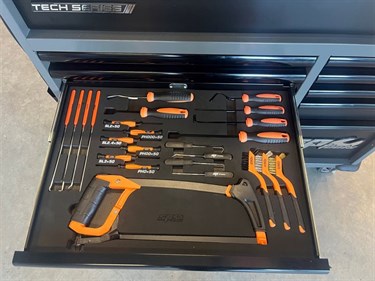 400 DELIGE SP TOOLS IN TECHSERIES KAR