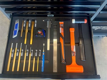 400 DELIGE SP TOOLS IN TECHSERIES KAR