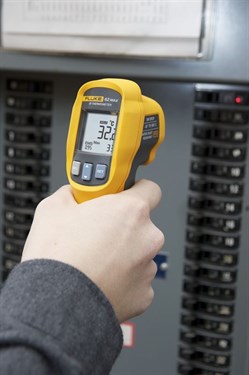 FLUKE-62 MAX Thermometer