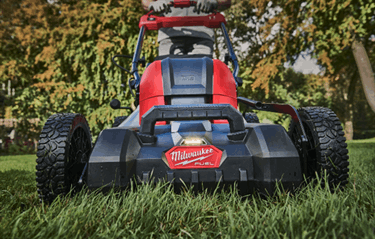 M18 FUEL accu grasmaaier F2LM met looponderstel